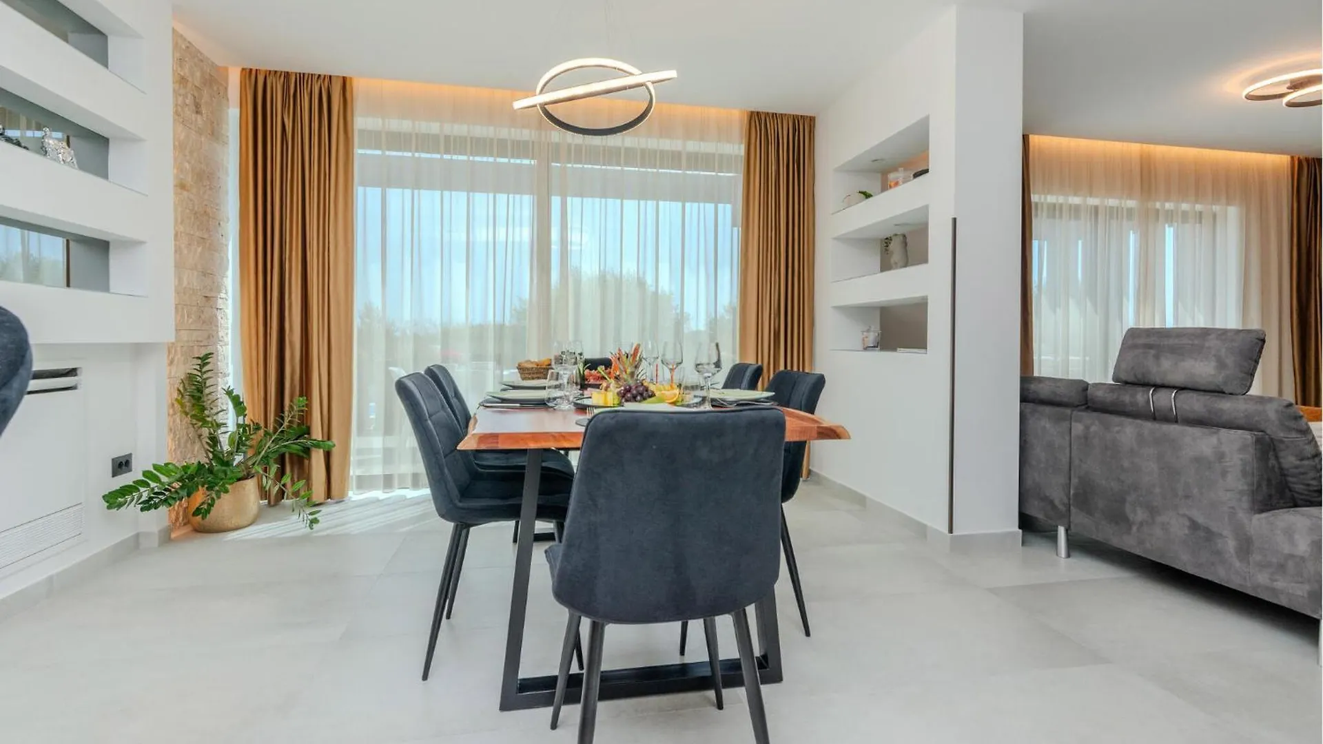 Lovely Home In Privlaka With Jacuzzi Feriehus Privlaka (Zadar)